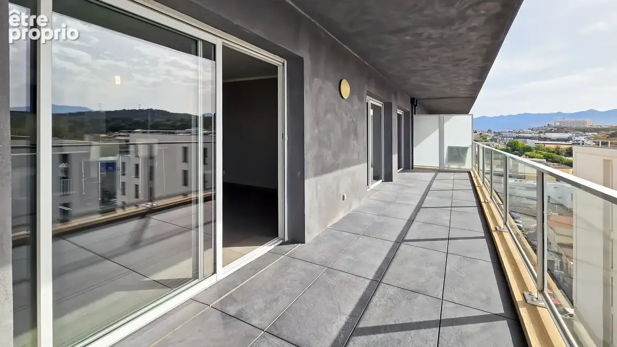 Ajaccio rocade – t3 dernier étage – terrasse de 21 m² – 3 stationnements - photo 16