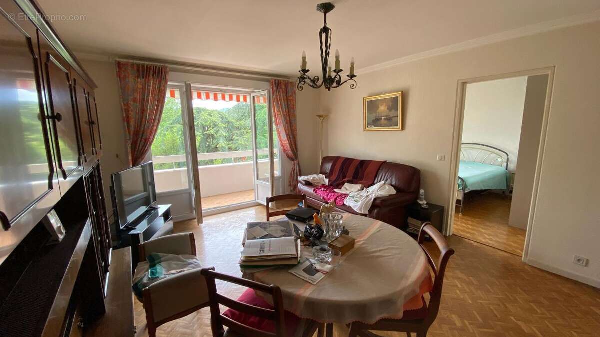 Appartement à FONTAINES-SUR-SAONE