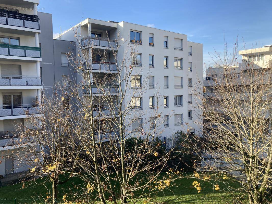 Appartement à LYON-9E