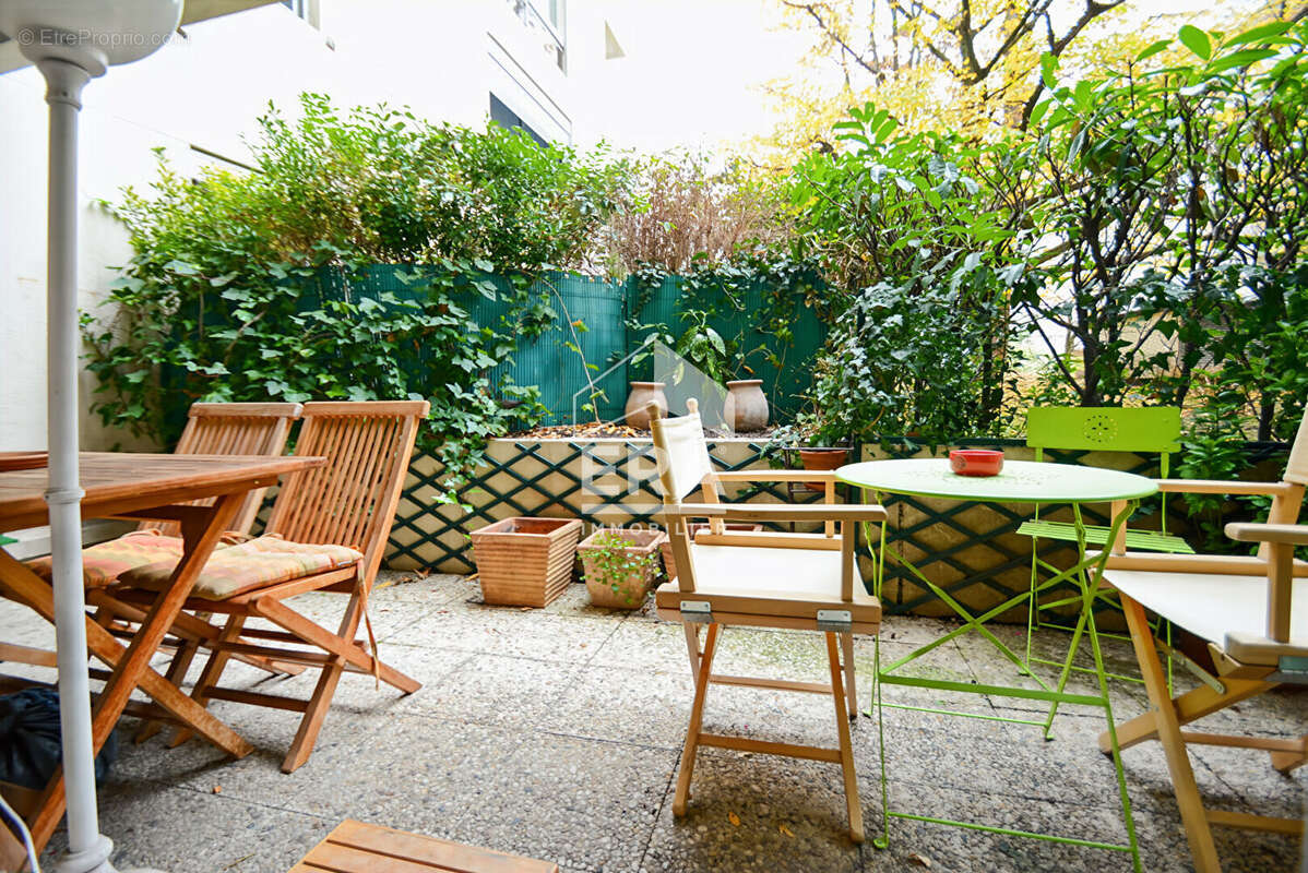 Appartement à ISSY-LES-MOULINEAUX