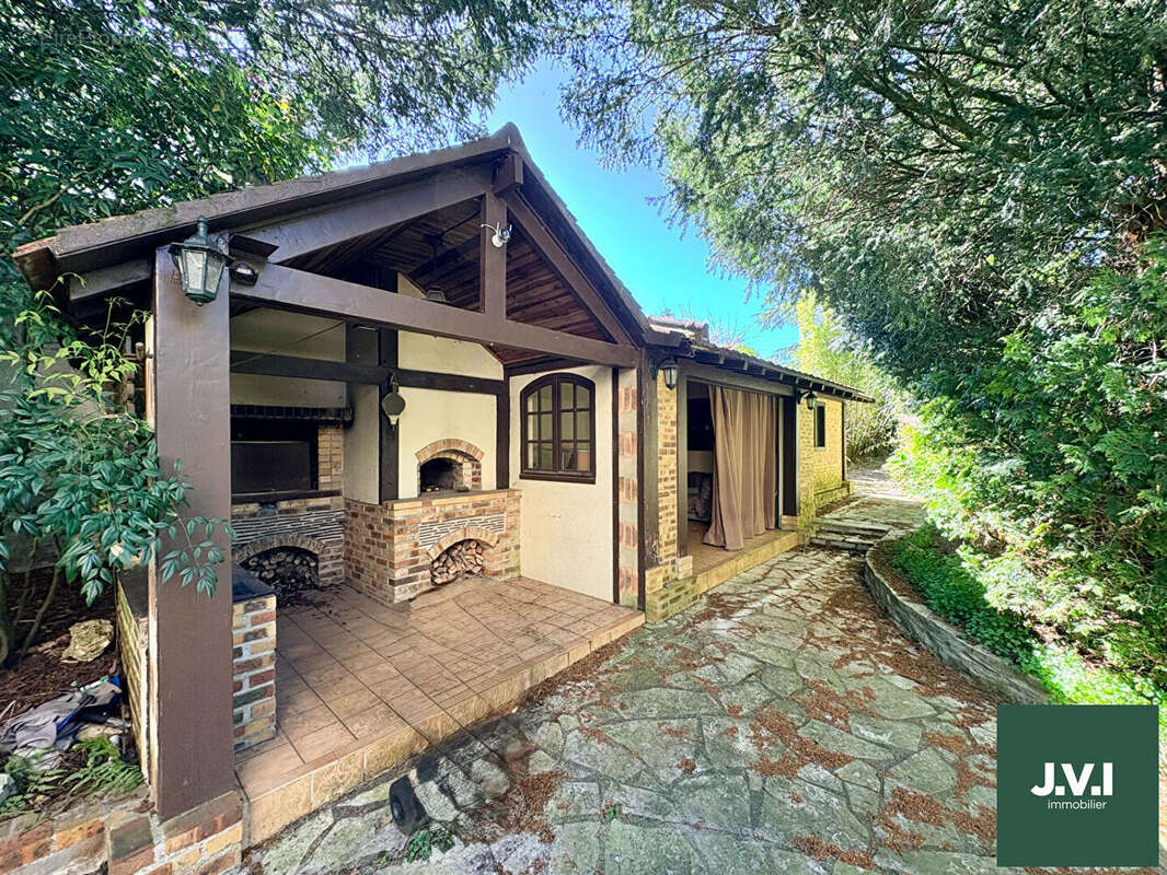 Maison à MONTMORENCY