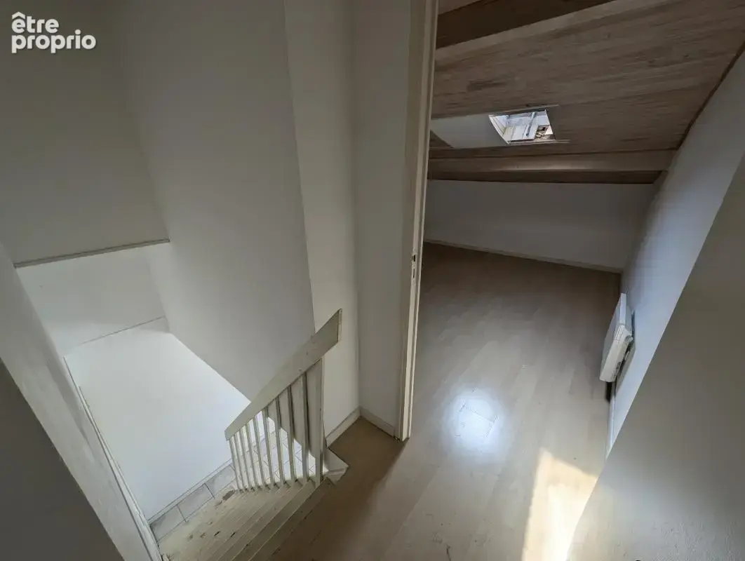 Bordeaux St Genès 43m² duplex 2 ch -  135 000 € - photo 3