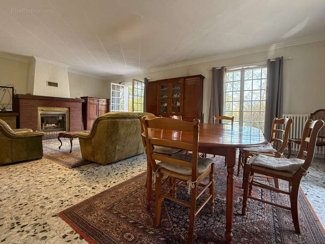 Maison à MARCOUSSIS