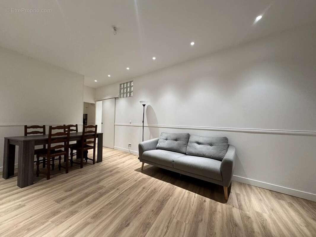 Appartement à IVRY-SUR-SEINE