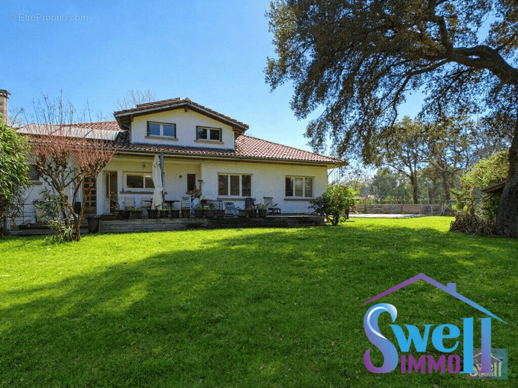 Maison à MOLIETS-ET-MAA