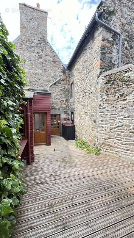 Commerce 130 m² à Paimpol  - photo 2