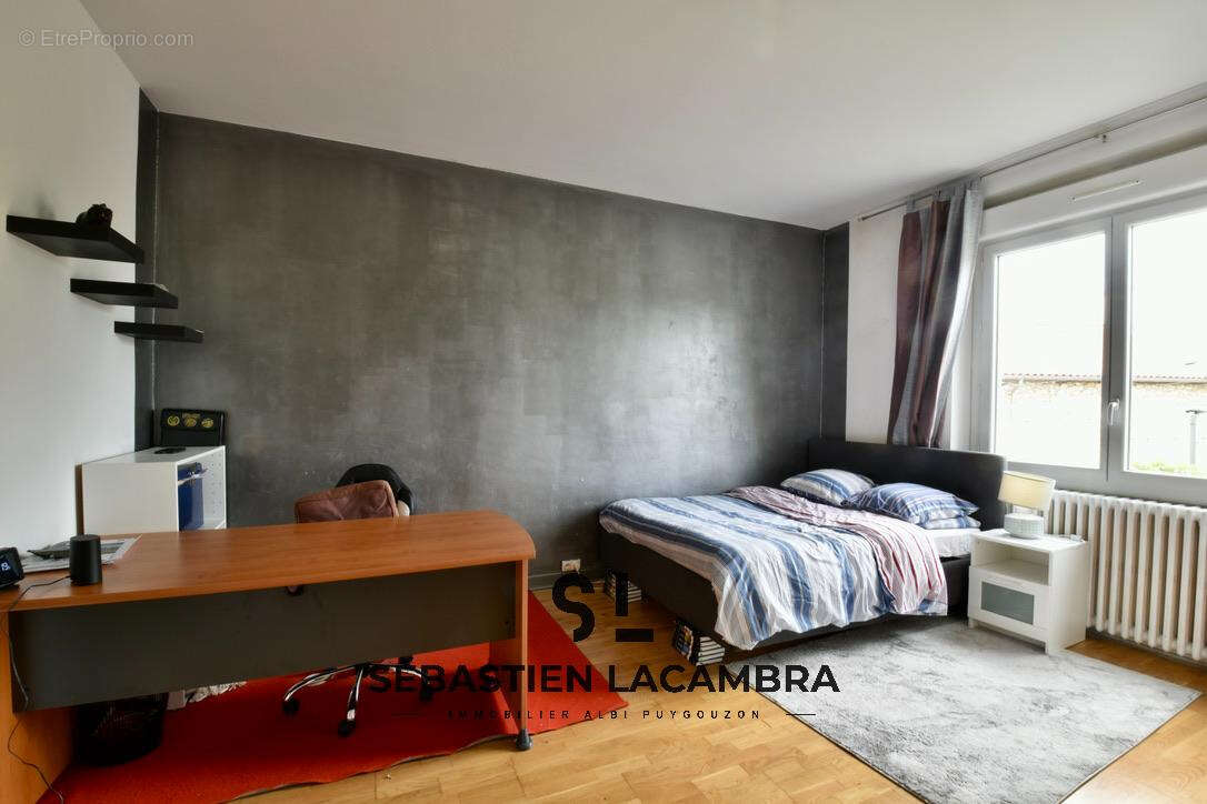 Maison à SAINT-JUERY