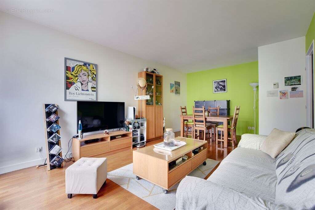 Appartement à PARIS-20E