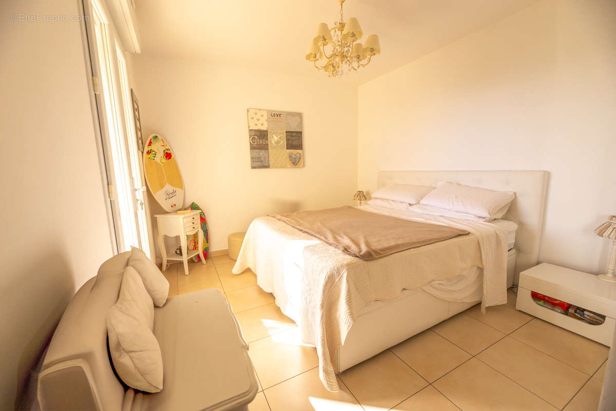 Maison à MANDELIEU-LA-NAPOULE