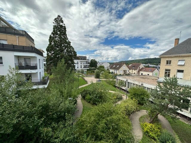 Appartement à BURES-SUR-YVETTE