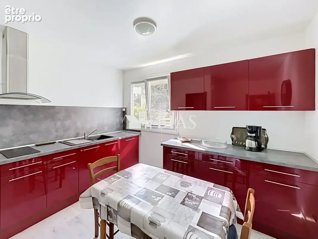 Appartement 4 pièces 80 m² à vendre à Caudebec-Les-Elbeuf (76320) - photo 3