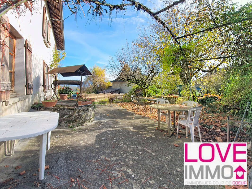 Maison à LA TOUR-DU-PIN