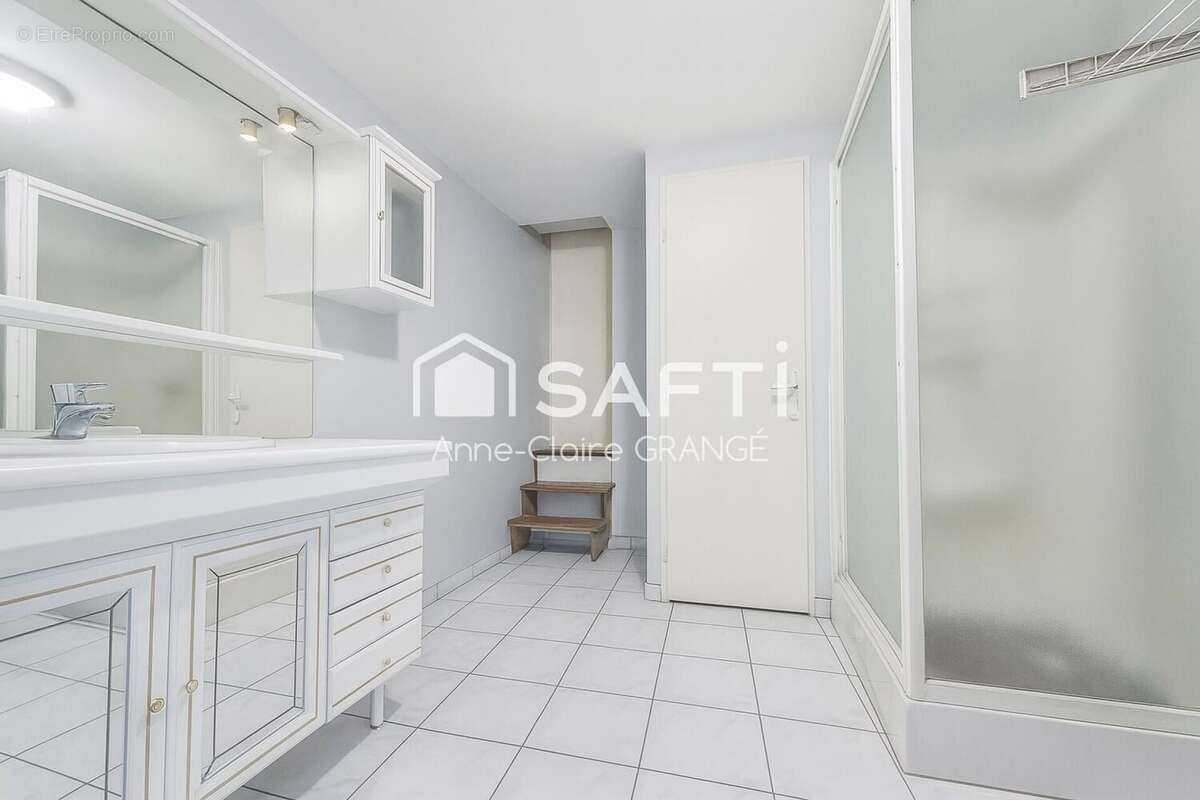 Photo 9 - Maison à SAINT-LEONARD-DES-BOIS