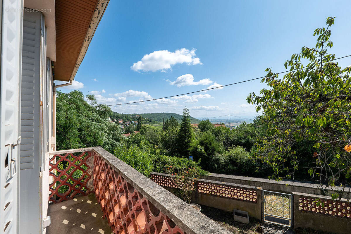 Maison à CHATEAUGAY