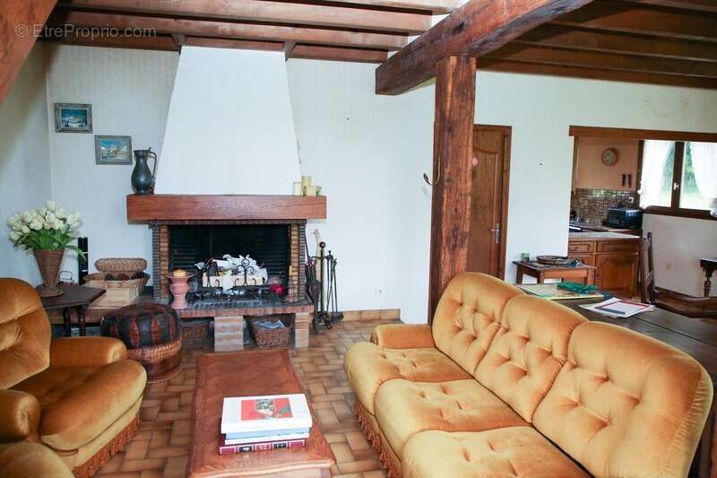 Maison à DUN-SUR-MEUSE