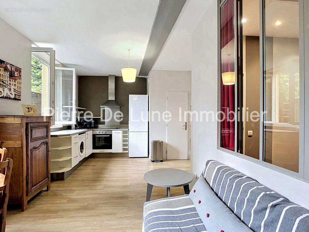 Appartement à LYON-1E