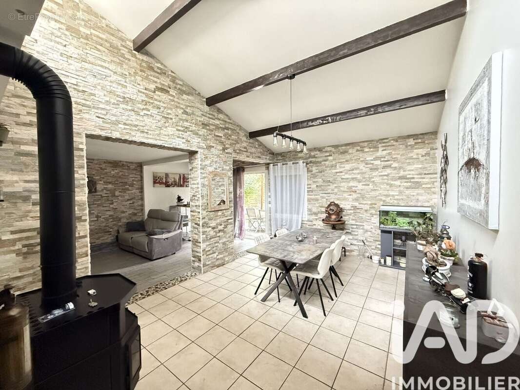 Photo 2 - Maison à EPINAY-SOUS-SENART