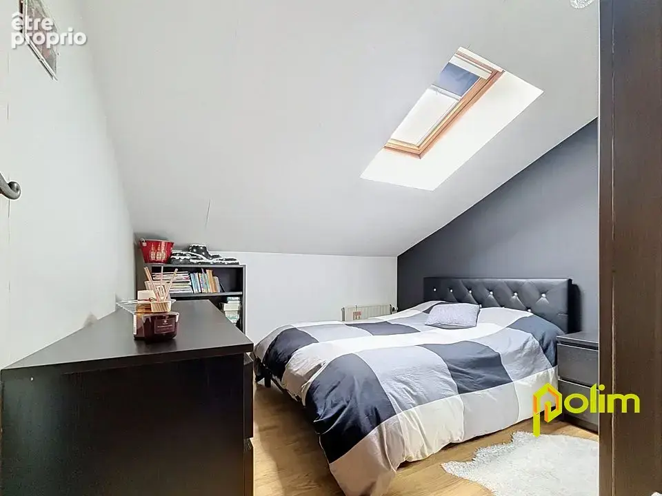 maison de ville F5 avec terrasse en parfait état - photo 3