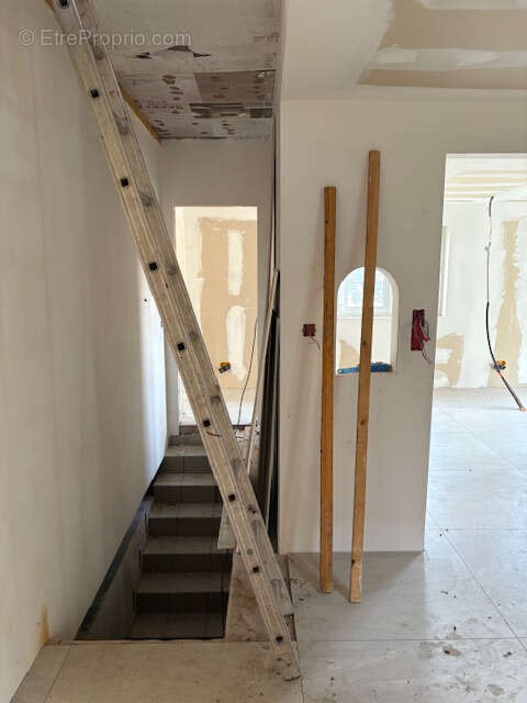 Maison à STEINBRUNN-LE-BAS