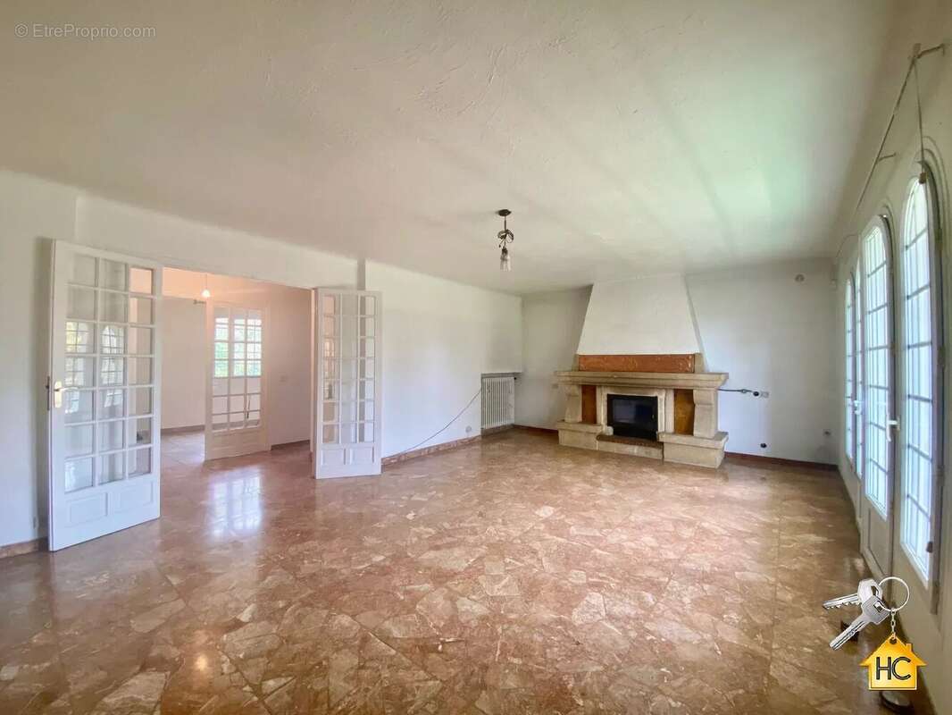 Mougins limite le Cannet Appartement-villa 3850€/m2 avec Jardin 250 m2 - photo 6