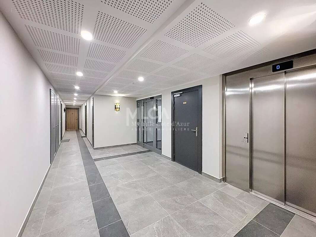 Appartement à SAINT-ETIENNE-DE-TINEE