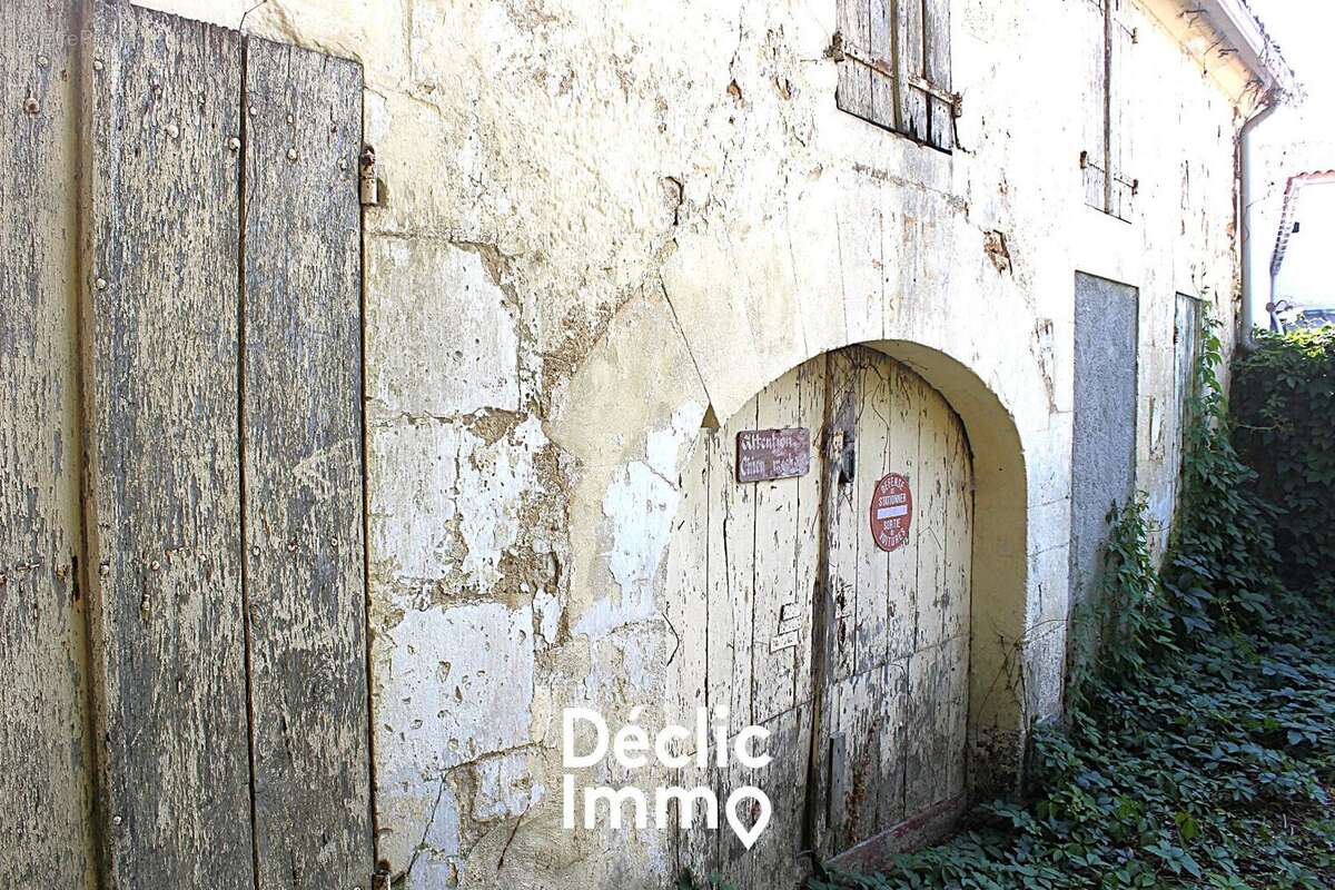Maison à PONT-L'ABBE-D'ARNOULT