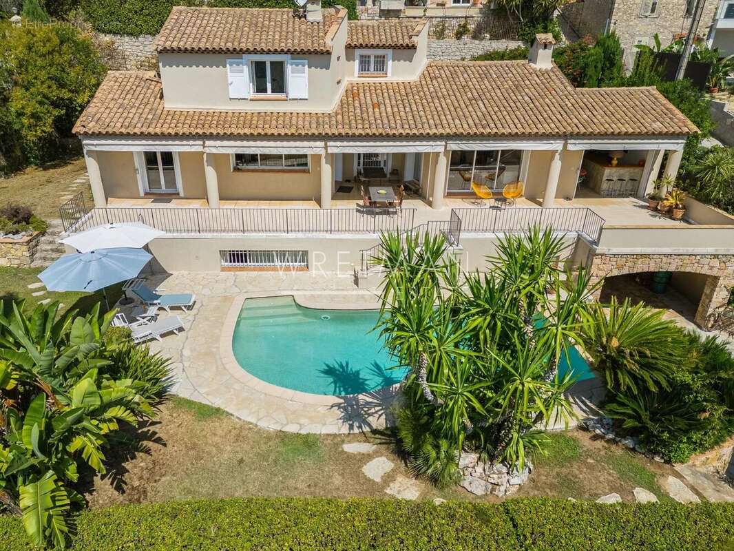 Maison à MOUGINS