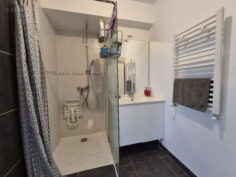 Appartement à MARSEILLE-16E