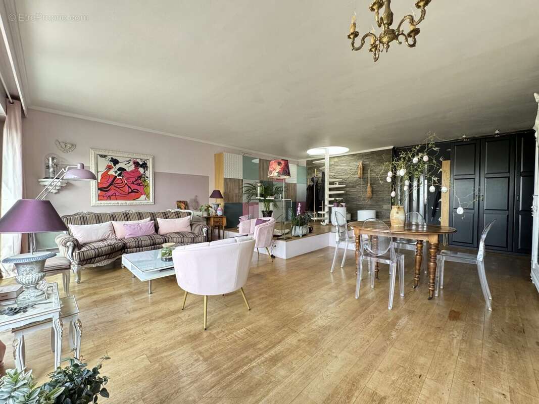 Appartement à LE PERREUX-SUR-MARNE