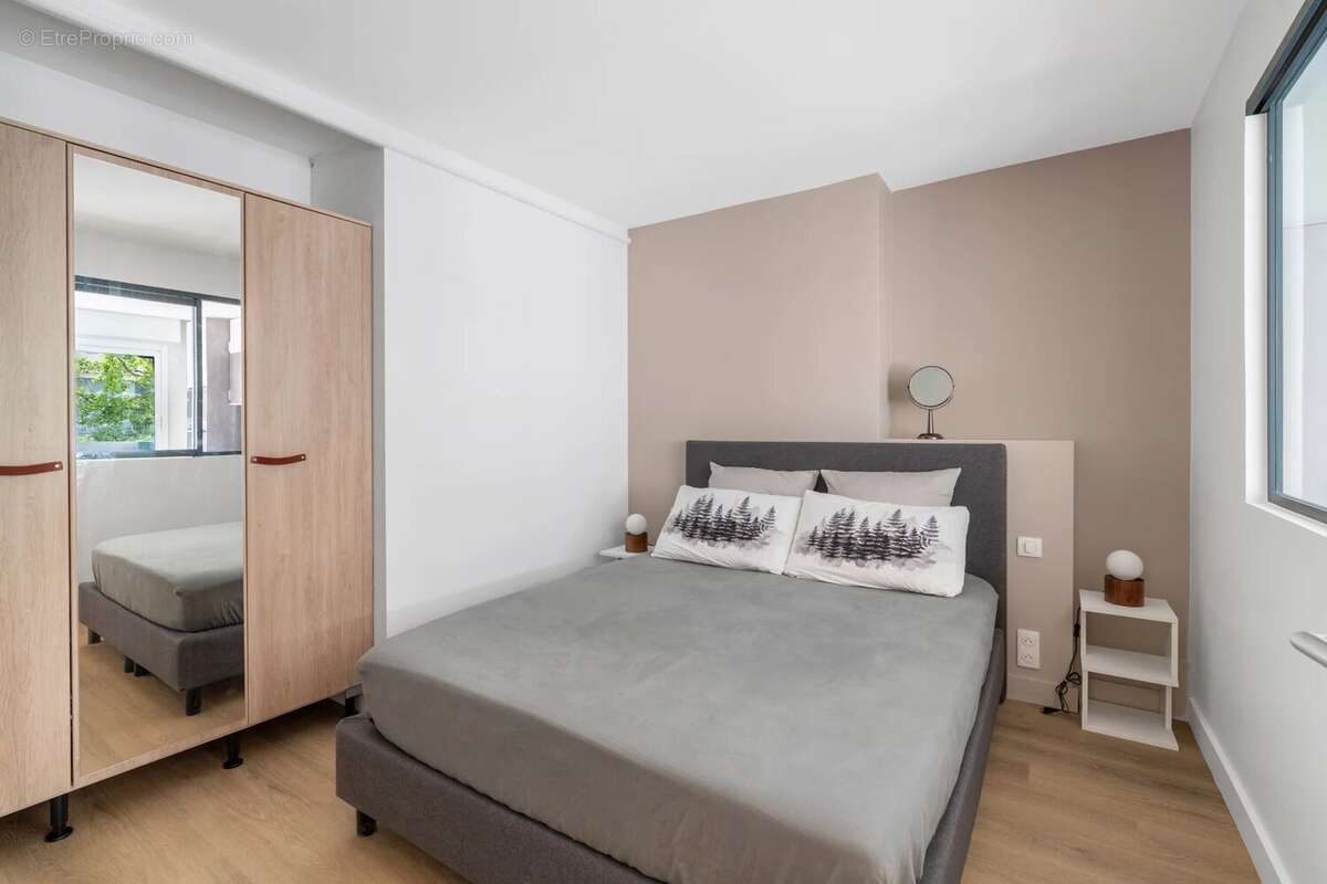 Appartement à LEVALLOIS-PERRET