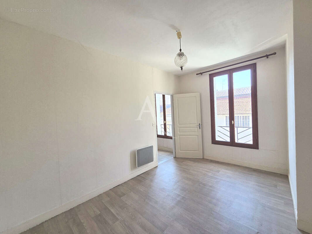 Appartement à IVRY-SUR-SEINE
