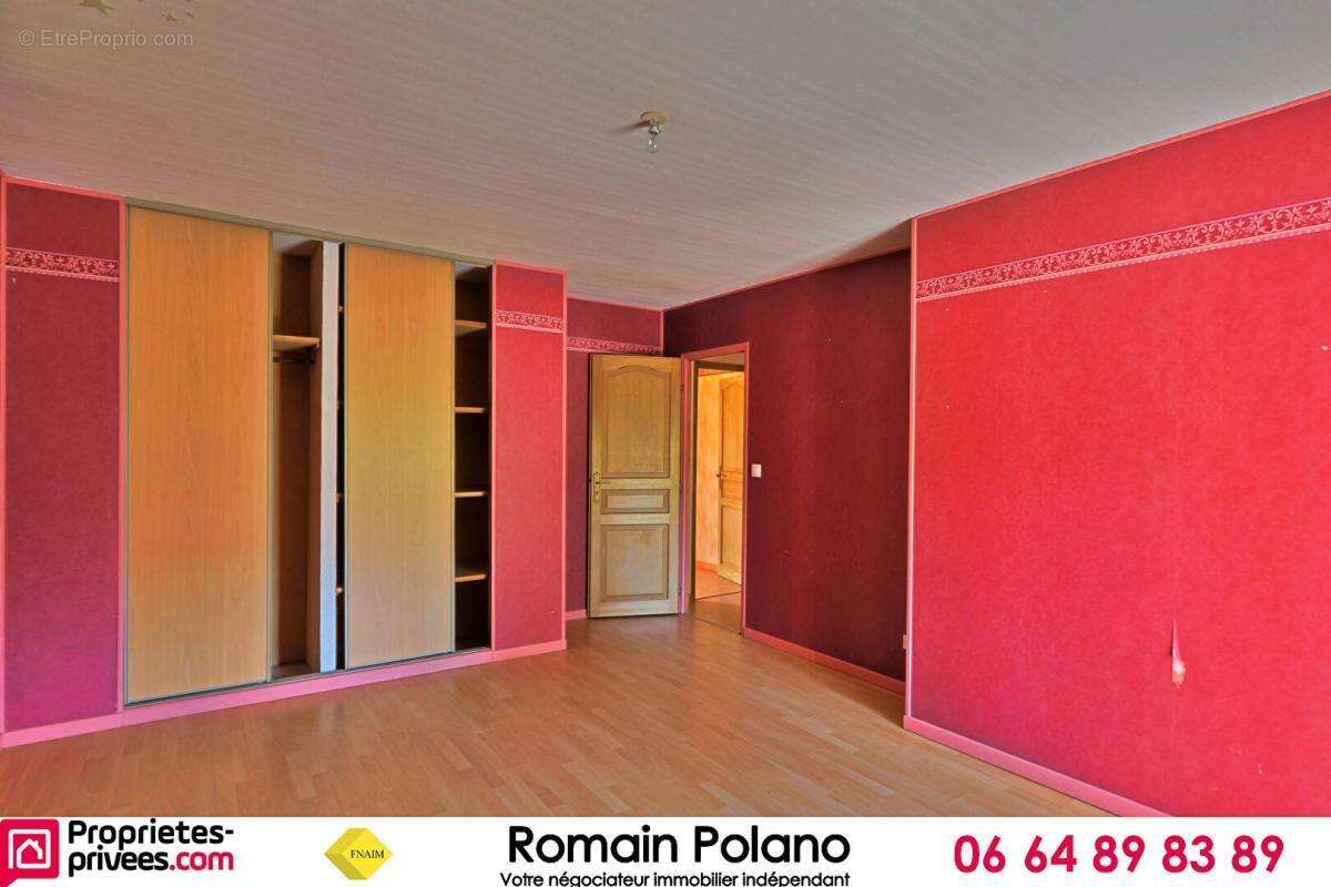 Maison 5 pièces de 166m² avec dépendance - photo 8