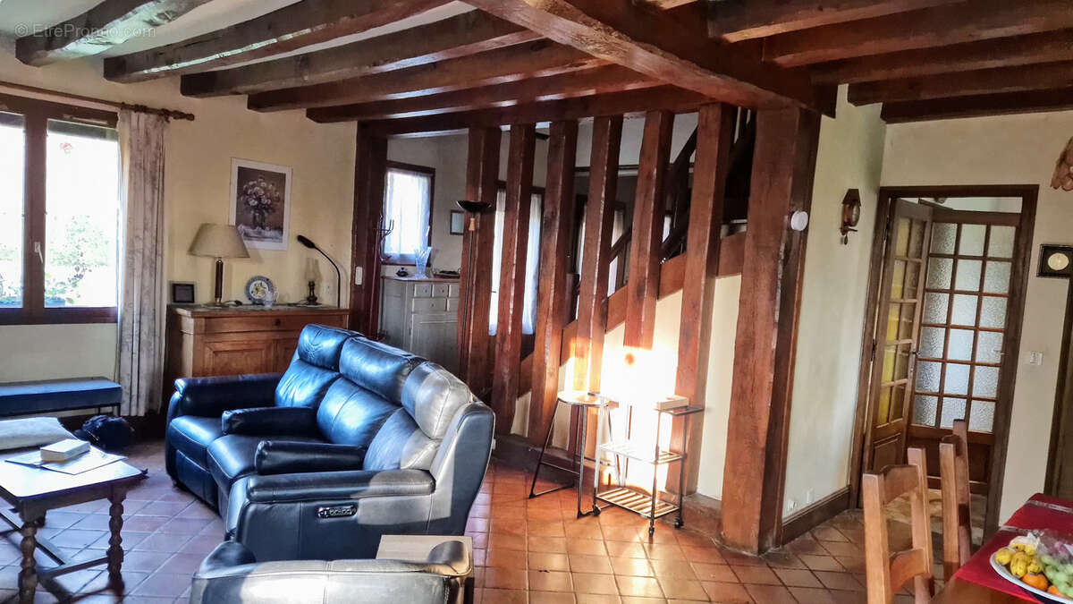 Maison à HUISSEAU-SUR-MAUVES