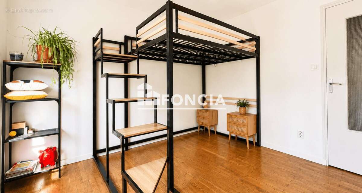 Appartement à FONTAINE
