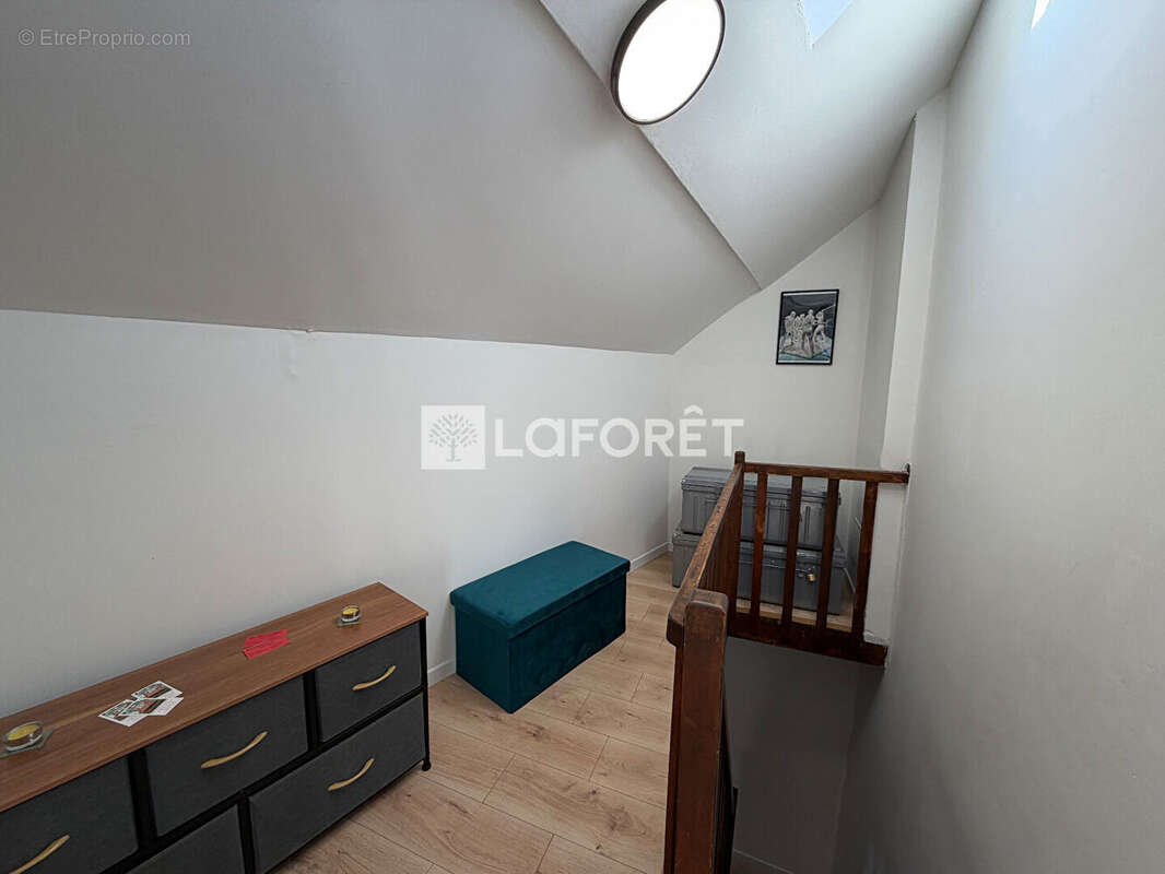 Maison à EQUEMAUVILLE