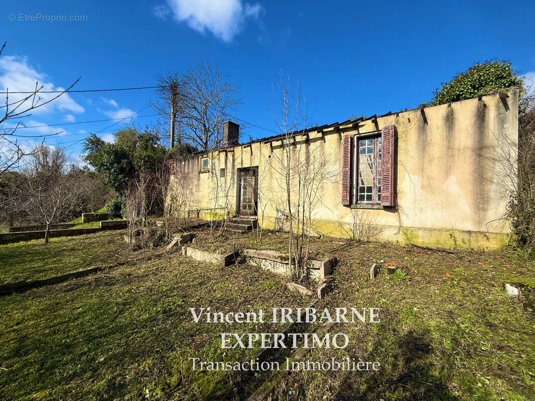 Maison à SAINTES