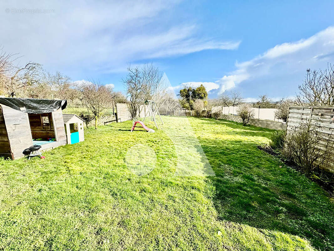Maison familiale 7 pièces 155m² + dépendance de 57m² - Beaufremont - photo 13