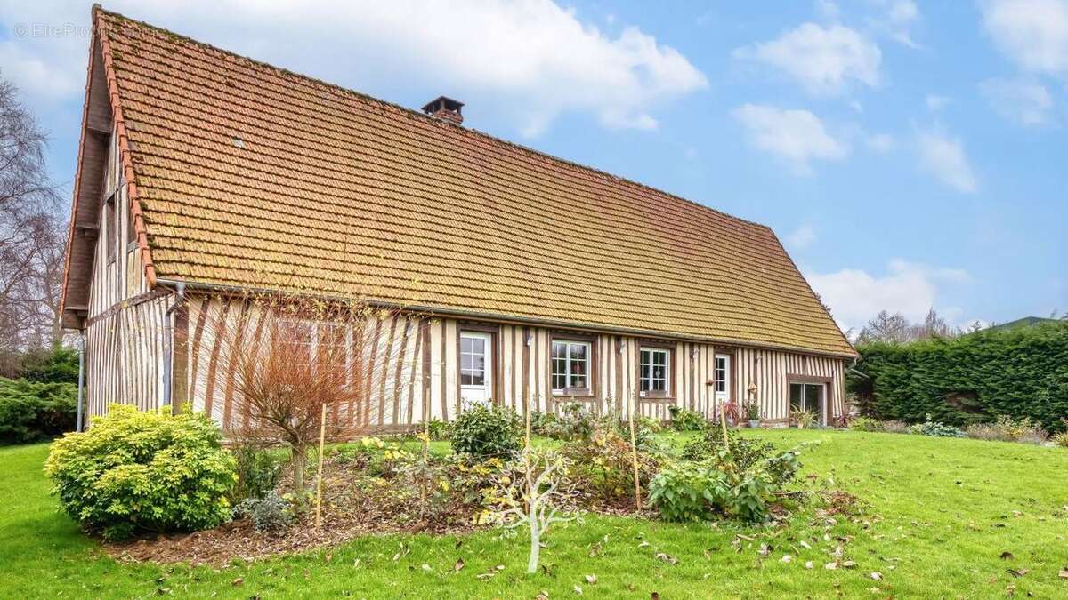 Maison à SAUQUEVILLE