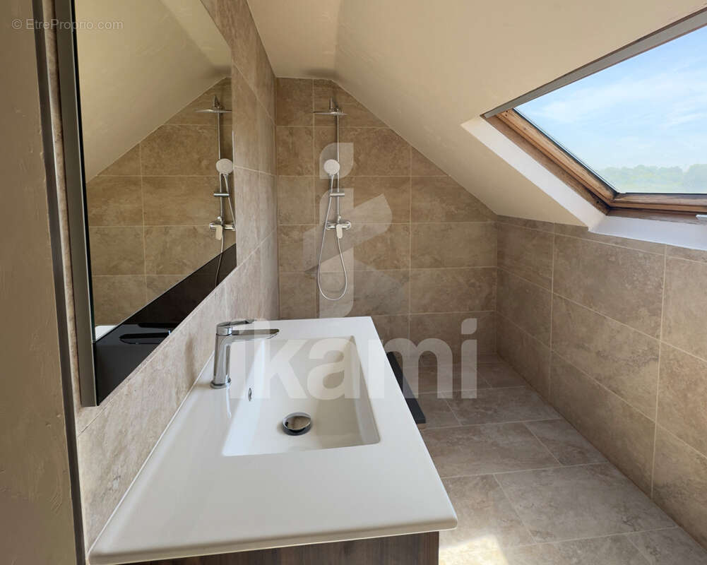 Maison familiale avec piscine sur 8 ha 58 - photo 8