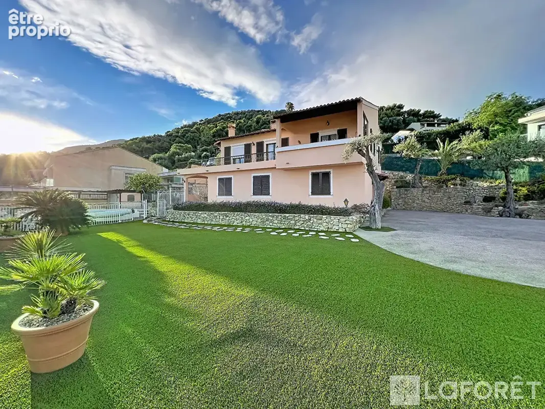 Maison Roquebrune Cap Martin 6 pièce(s) 167.12 m2 - photo 9