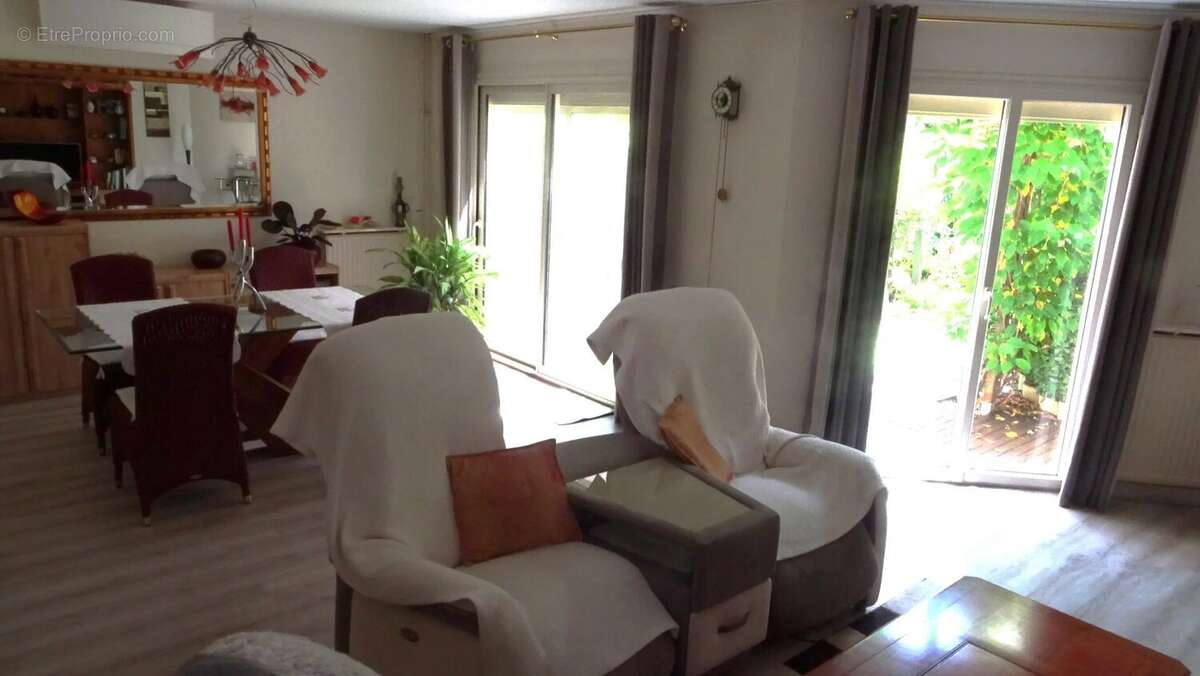 Maison à CHEVIGNY-SAINT-SAUVEUR