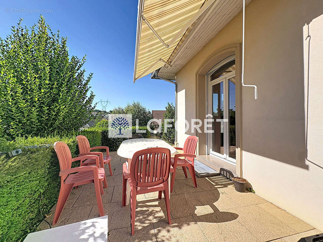 Maison T5 125m² avec piscine creusée - photo 2