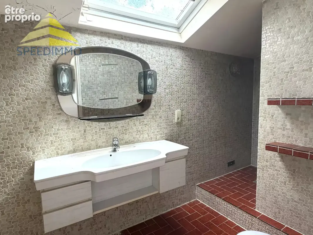 Maison 160 m² à Mandres-Les-Roses  - photo 9