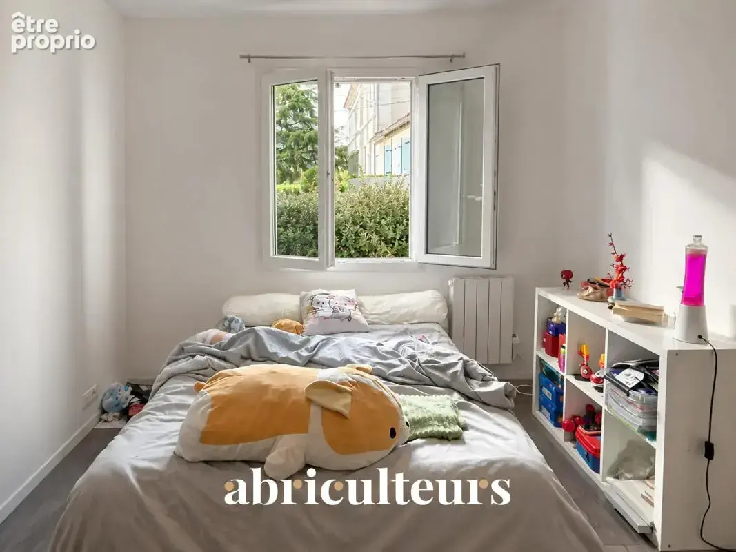 Maison de plain-pied 100 m² au cœur d'un quartier calme en vente à Mainxe-Gondeville (16200) - photo 7