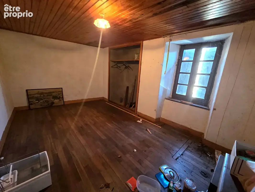 Maison de caractère en pierres dans un hameau calme - photo 6