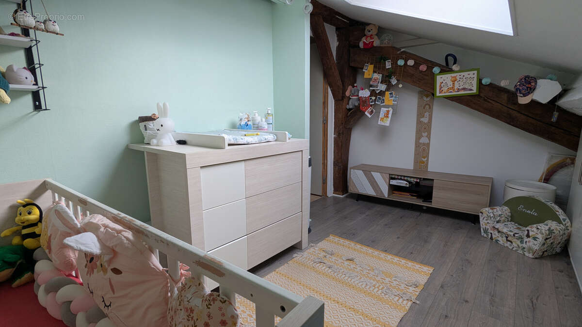 Appartement à CHAUDENEY-SUR-MOSELLE