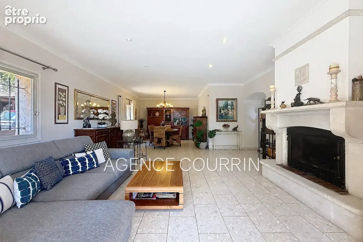 Maison 7 pièces 210 m² à vendre à Grasse (06130) - photo 4