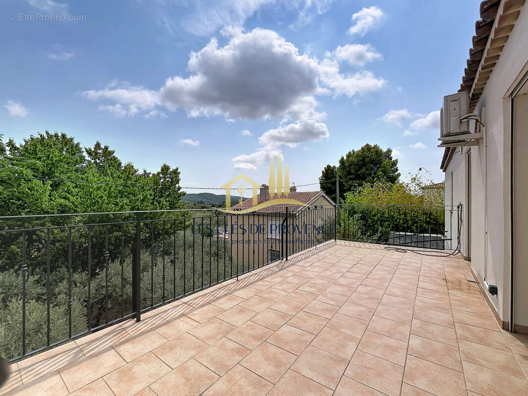 Haut de villa avec piscine privative - photo 15