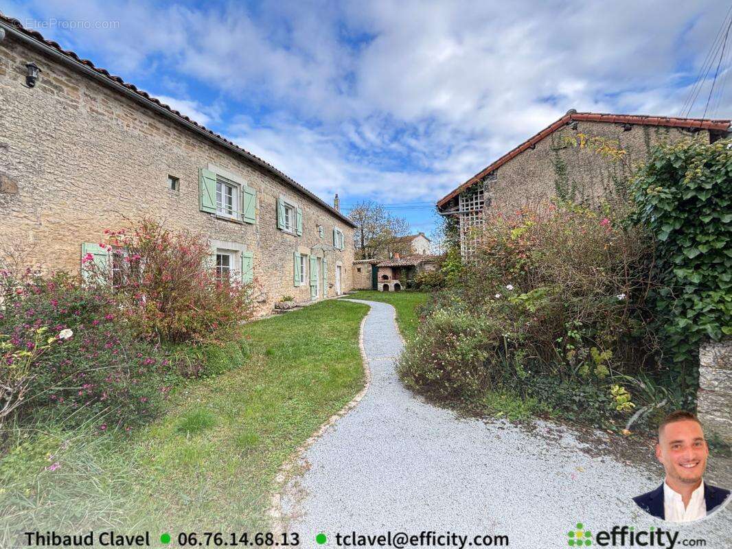 Maison à LA MAGDELEINE