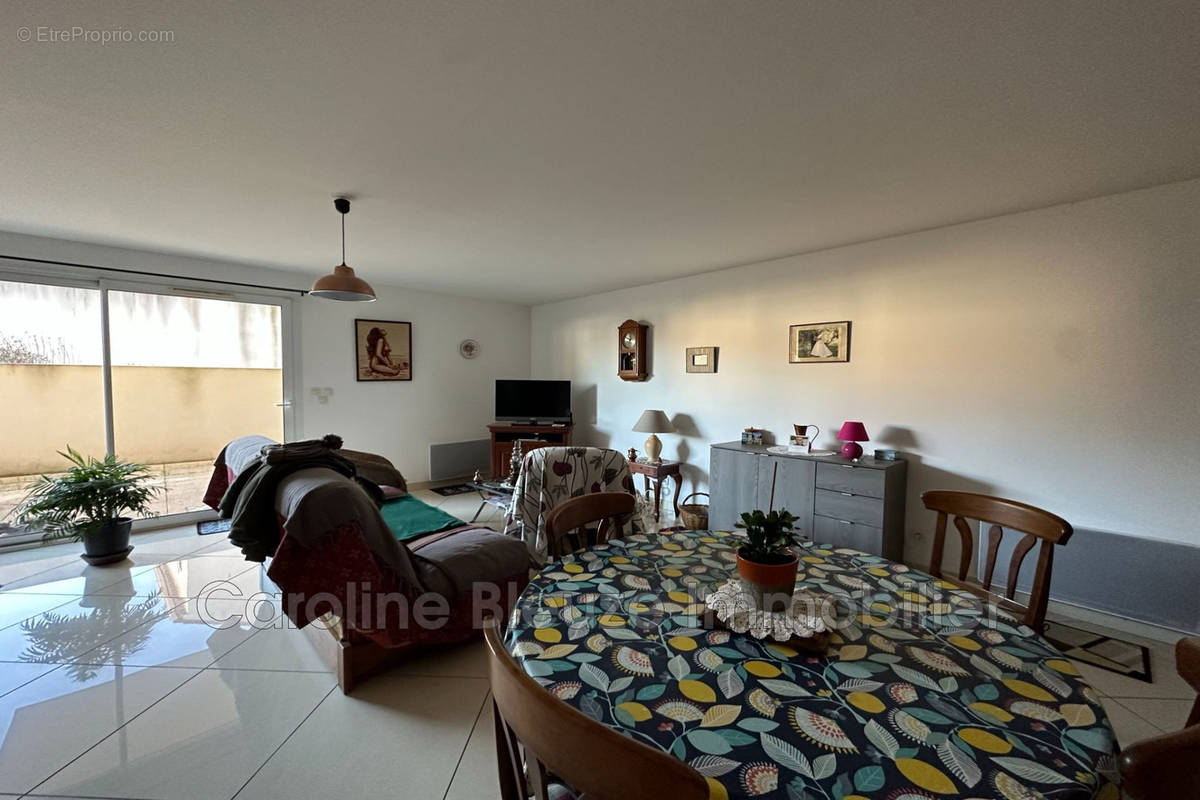 Appartement à LEZIGNAN-CORBIERES